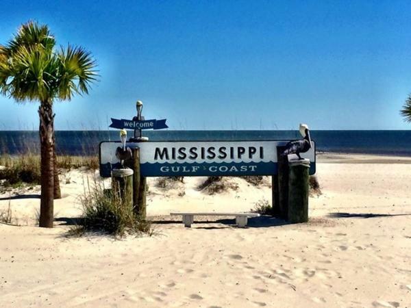 Walk To Beach & Casino! Gulfport Eksteriør bilde